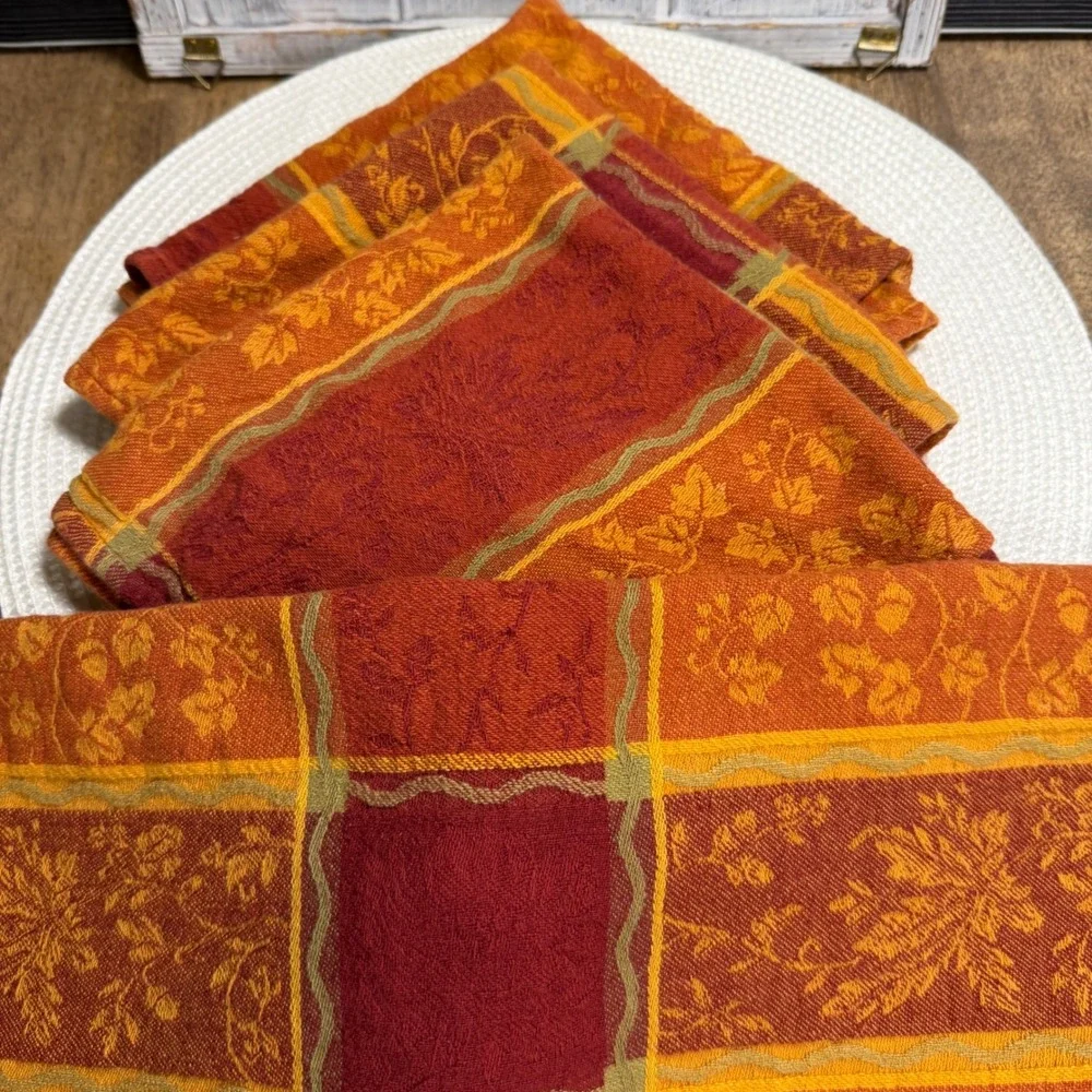 Set of 4 Fall Harvest Jacquard Cloth Napkins Orange Burgundy Floral Leaf Plaid